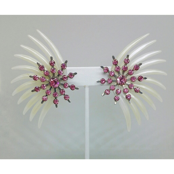 Vintage rhinestone starburst fan clip on earrings - Picture 4 of 5